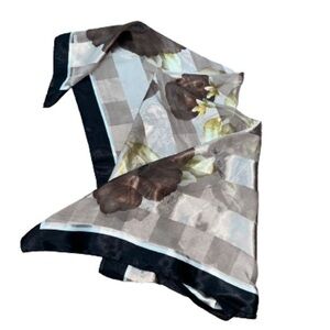 Floral scarf with striped design